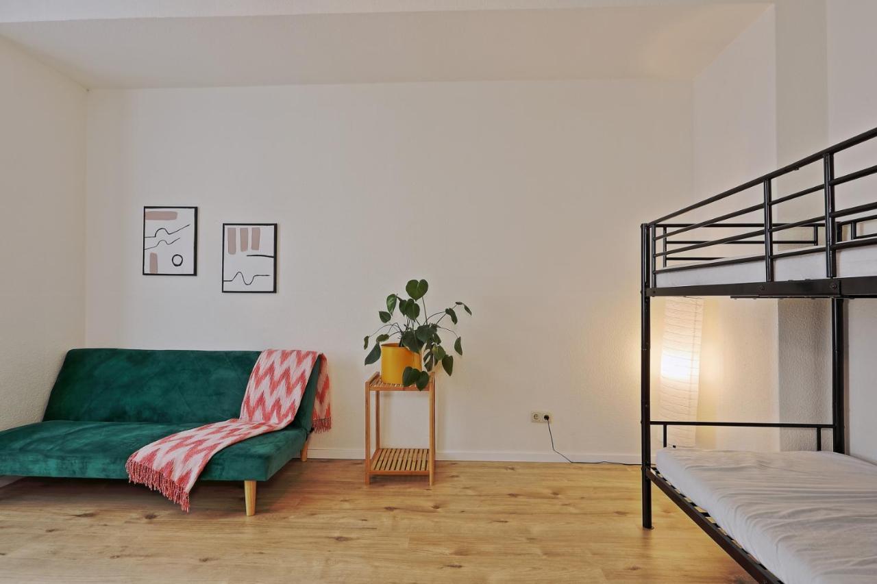 Next Home - Free Parking & Wifi - Badewanne Duisburg Exterior photo