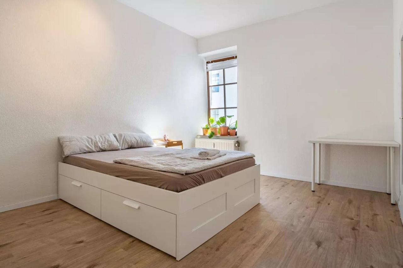 Next Home - Free Parking & Wifi - Badewanne Duisburg Exterior photo