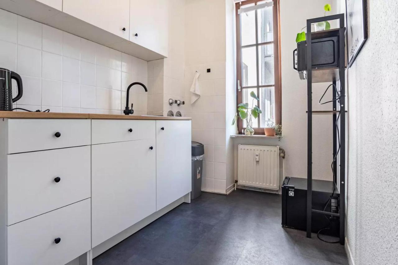 Next Home - Free Parking & Wifi - Badewanne Duisburg Exterior photo